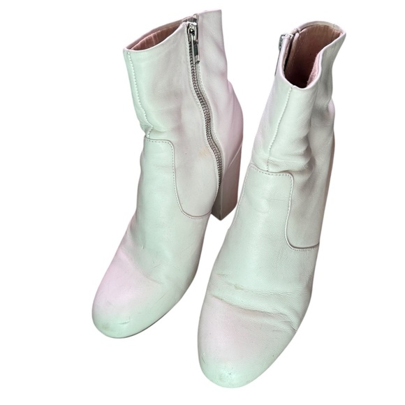 Steve Madden Gazer White Leather Zippered Booties Size 8 - Picture 9 of 9